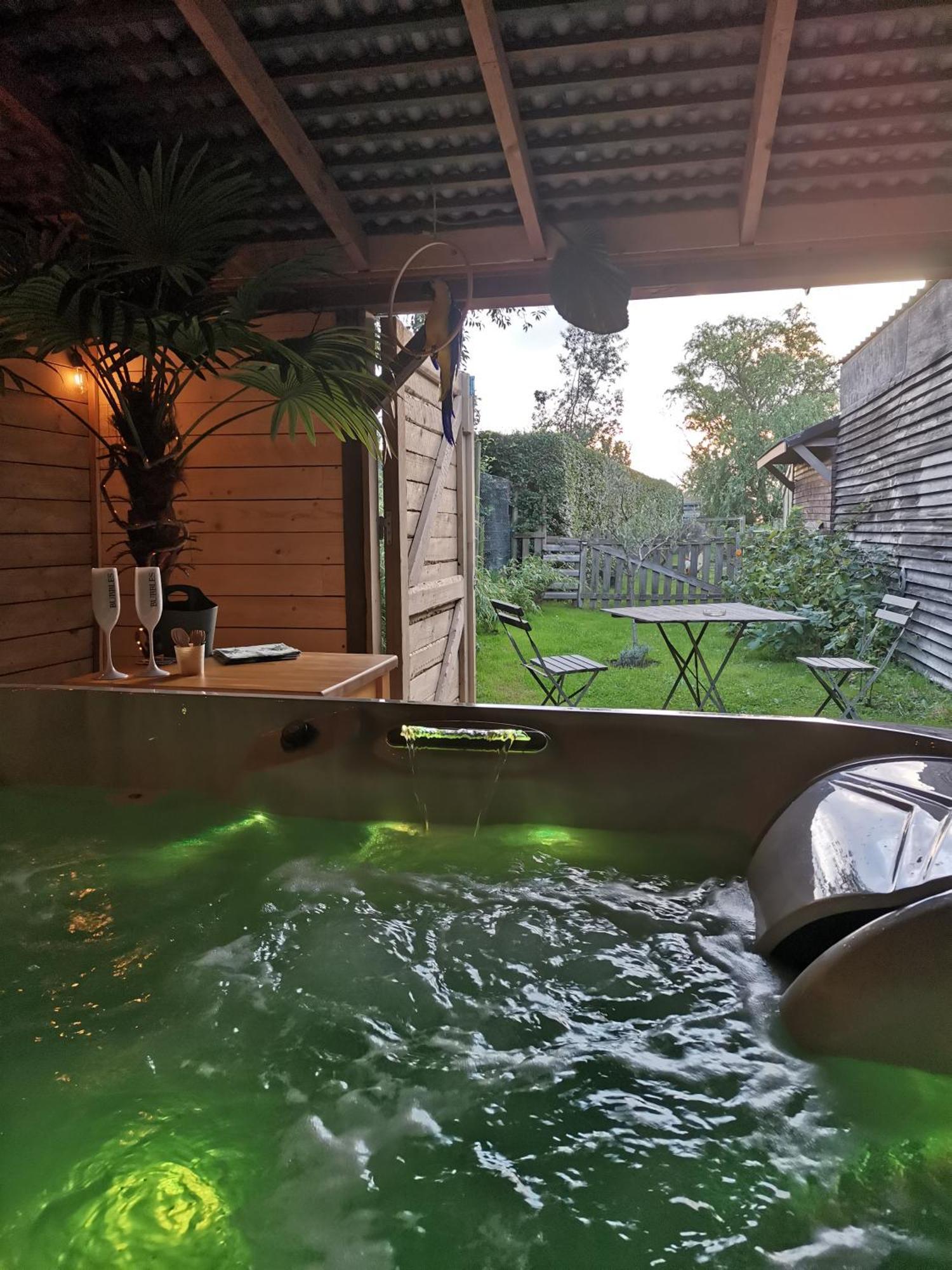 Entre Monts Et Collines B&B Et Spa En Option Dış mekan fotoğraf